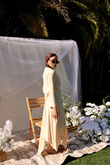 Asymmetrical dress(Long sleeves)