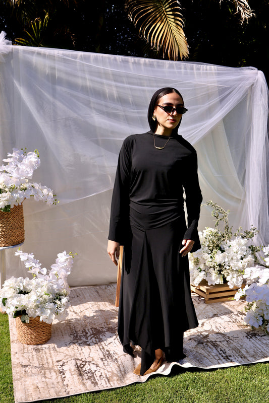 Asymmetrical dress(Long sleeves)