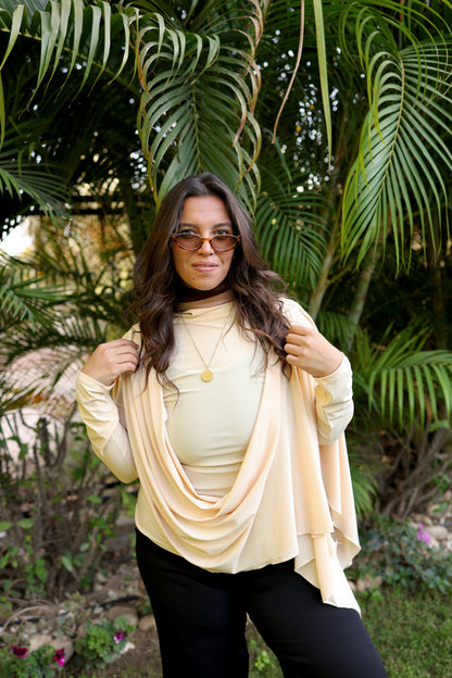 Flowy drapes top(Beige)