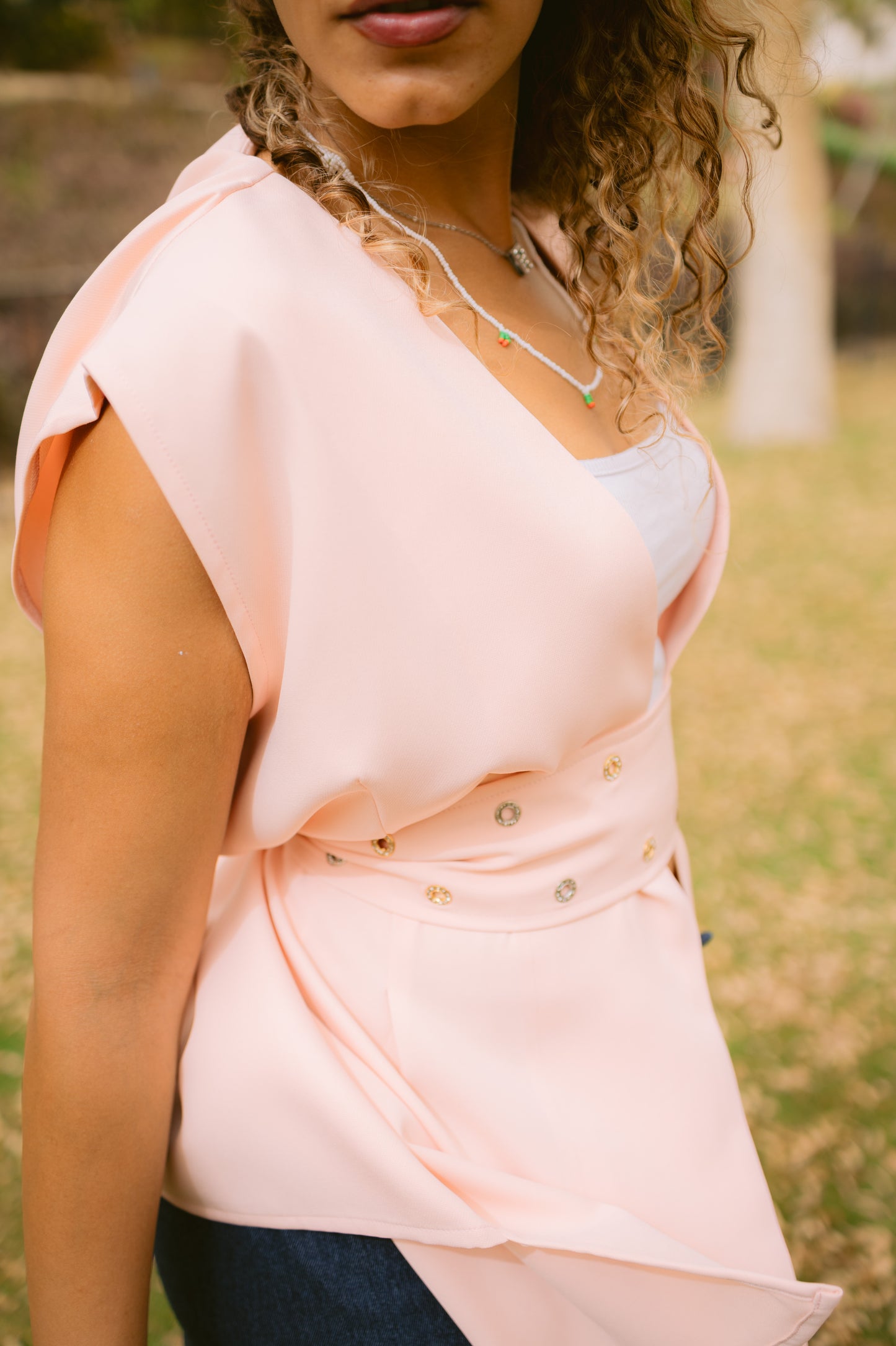 Asymmetric vest-light pink