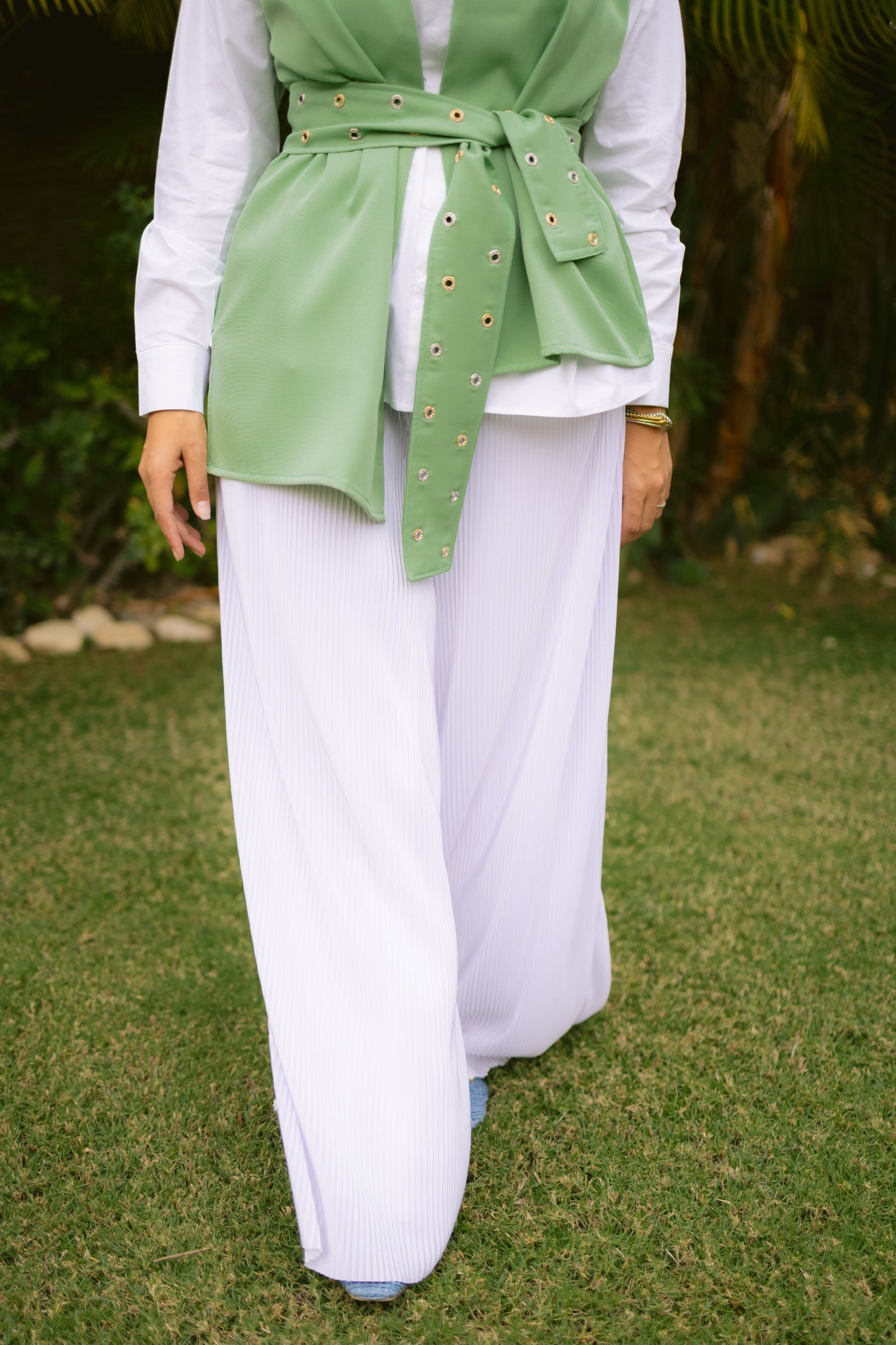 Asymmetric vest-Green