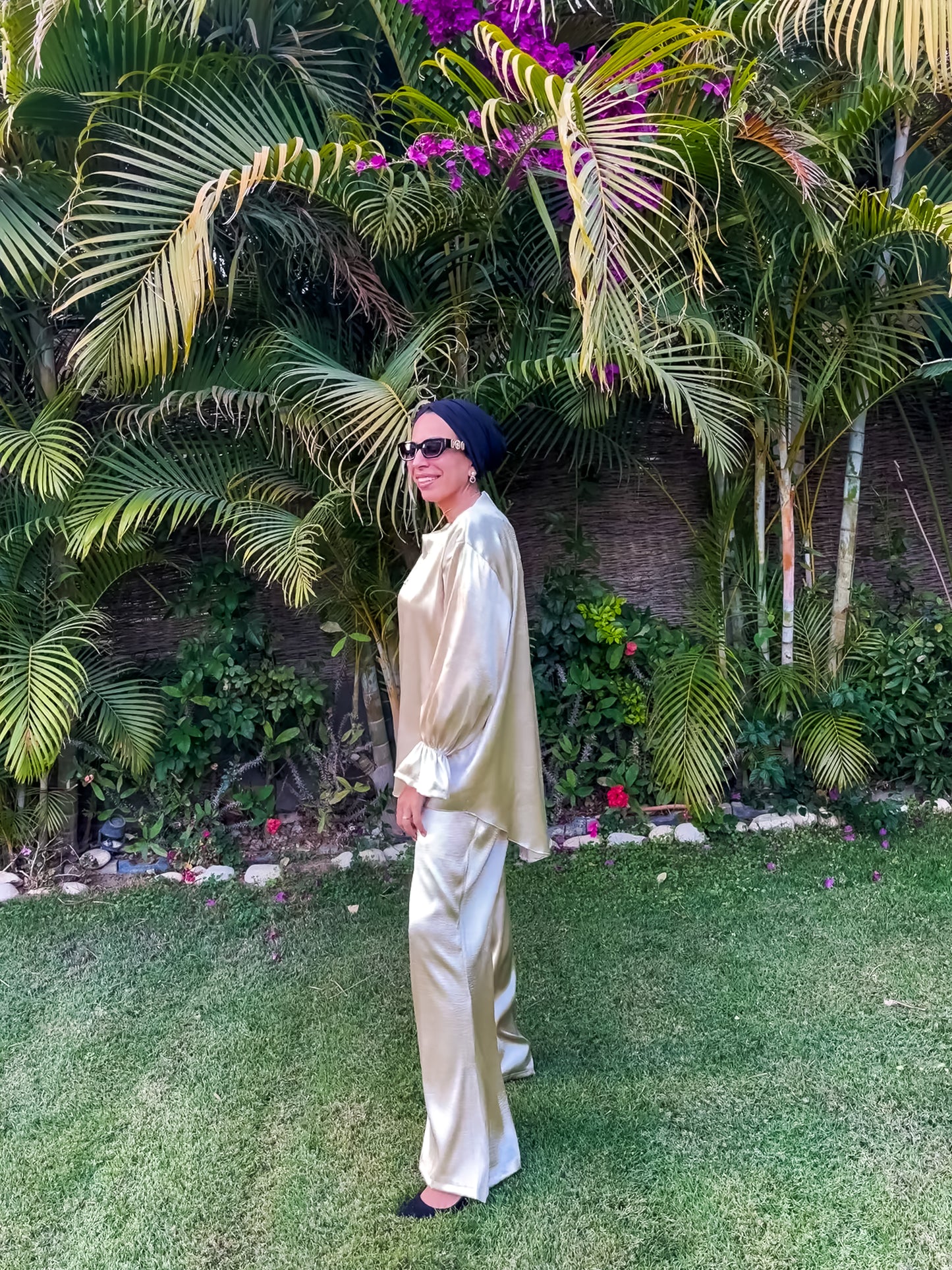 Shimmery set- Gold