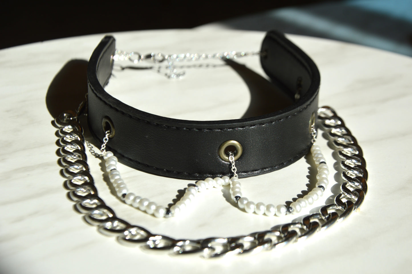 PearlsXsilver choker