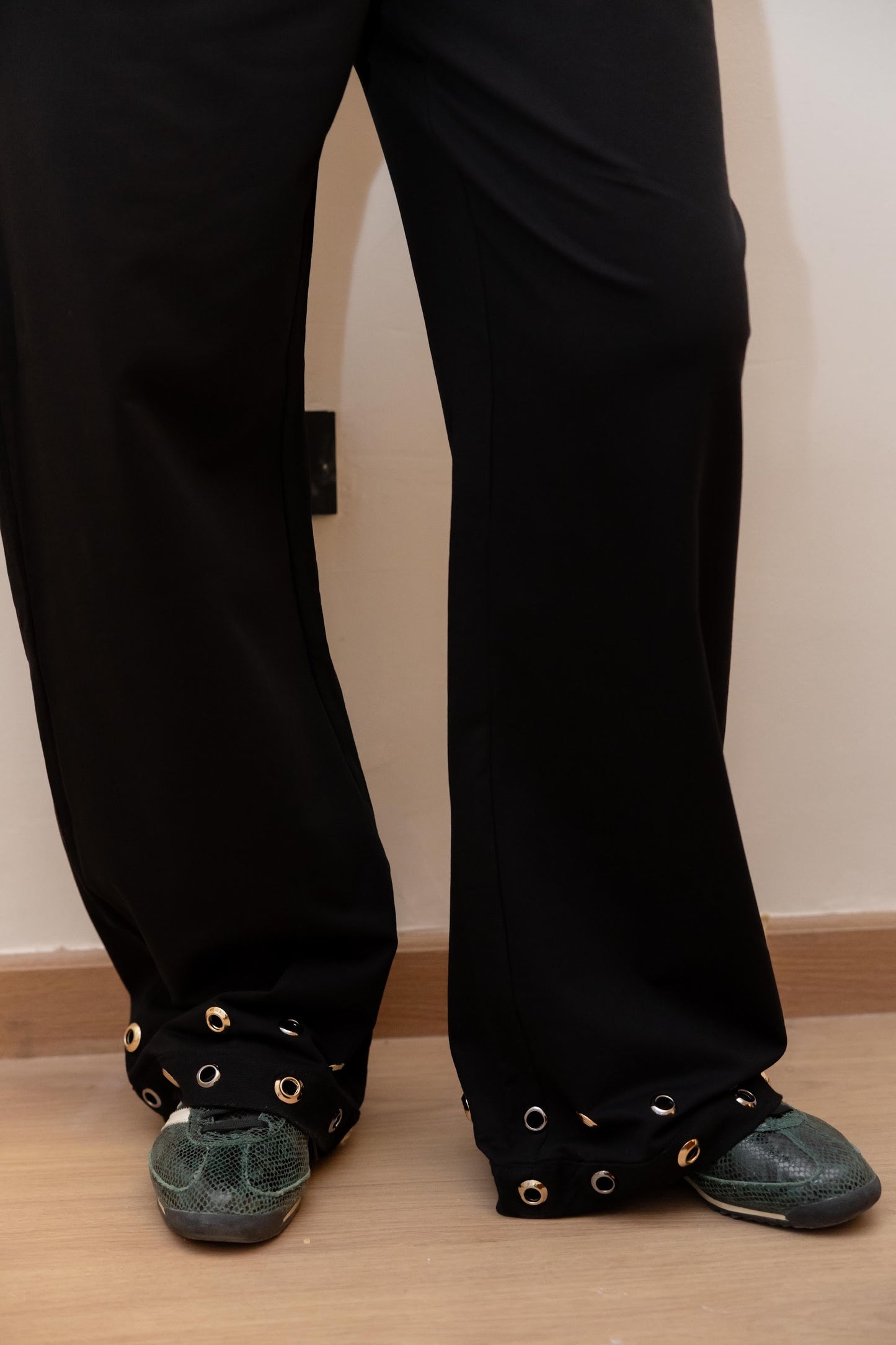 Eyelets wide leg pants